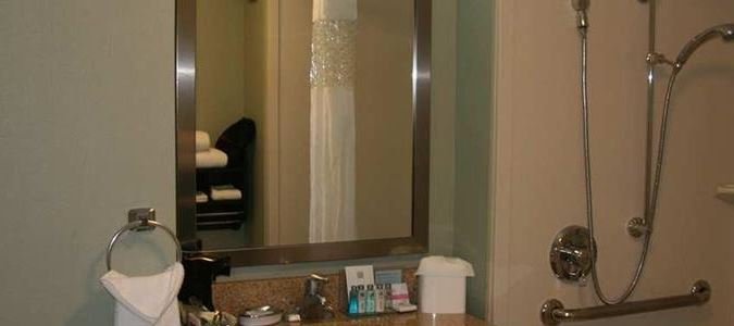 Фото Hampton Inn & Suites Detroit-Canton