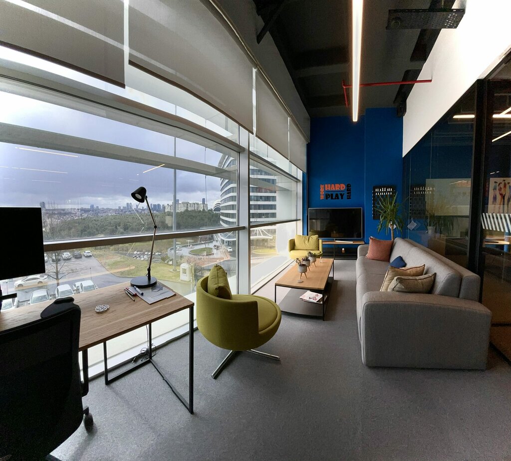 Software companies Momentum Suite, Istanbul, photo