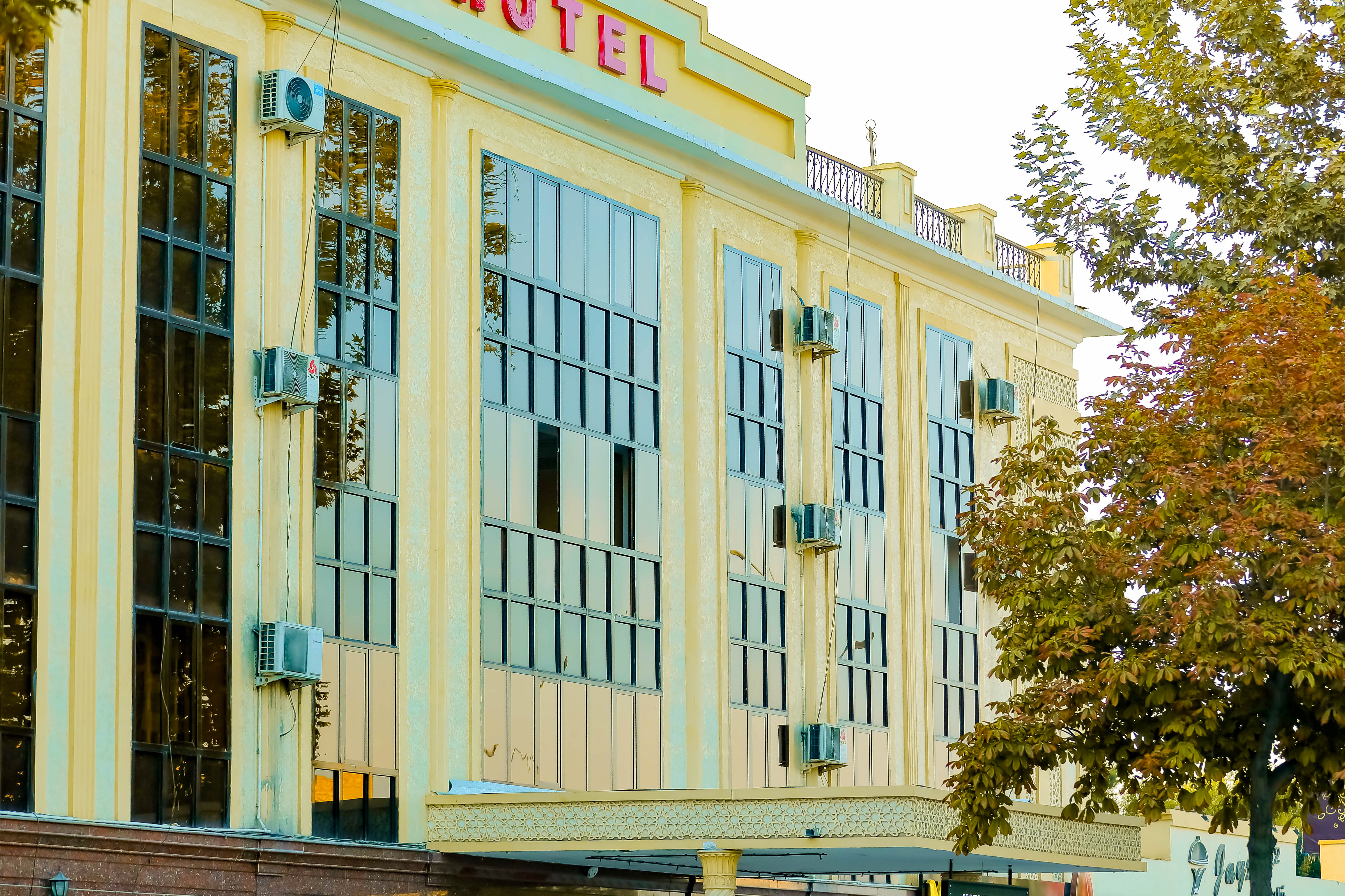 Фото отеля 2