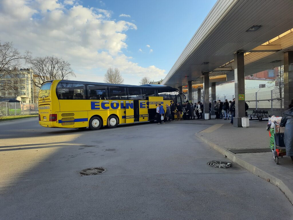 Bus station Avtovokzal, Saint Petersburg, photo