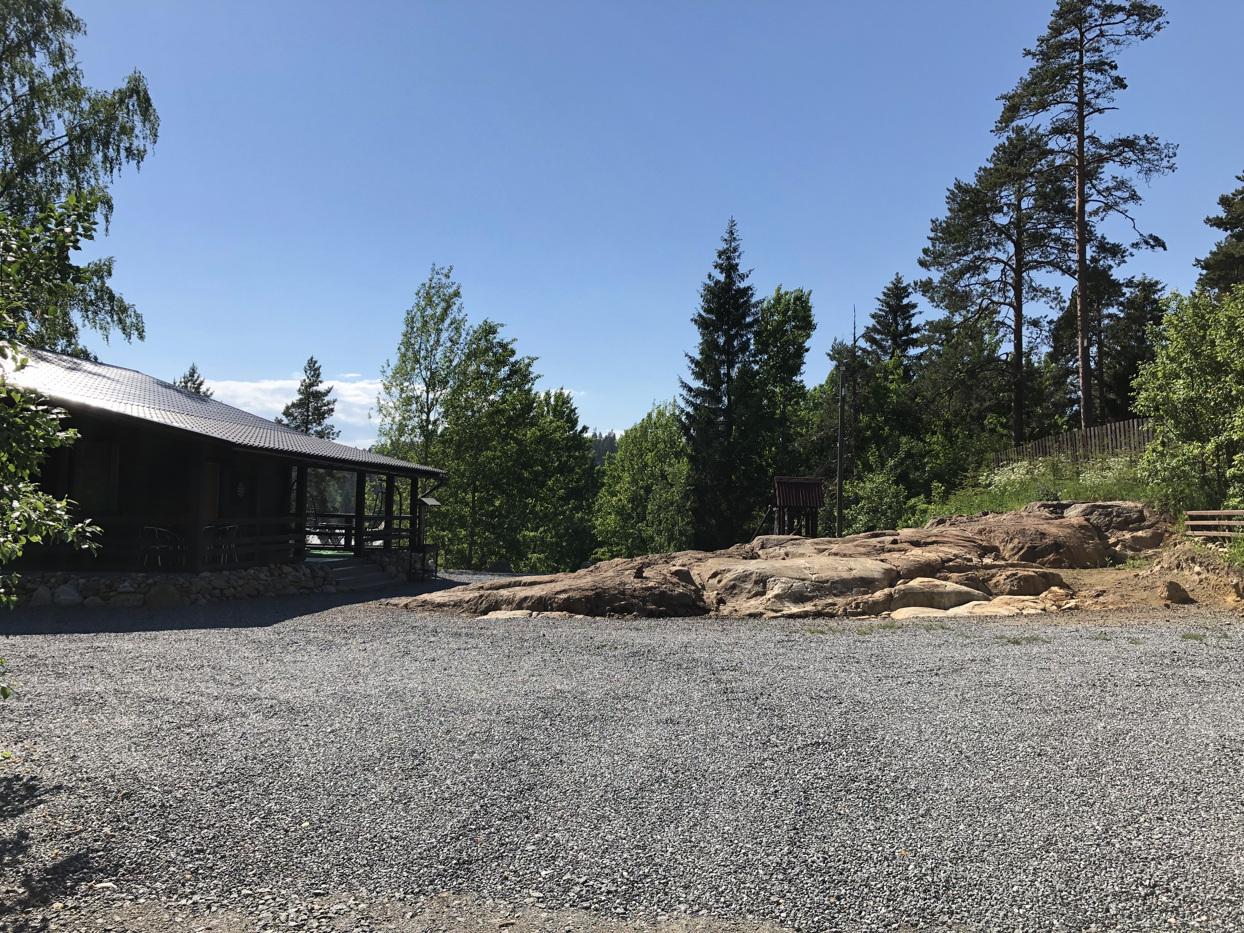 Фото Дом на скале