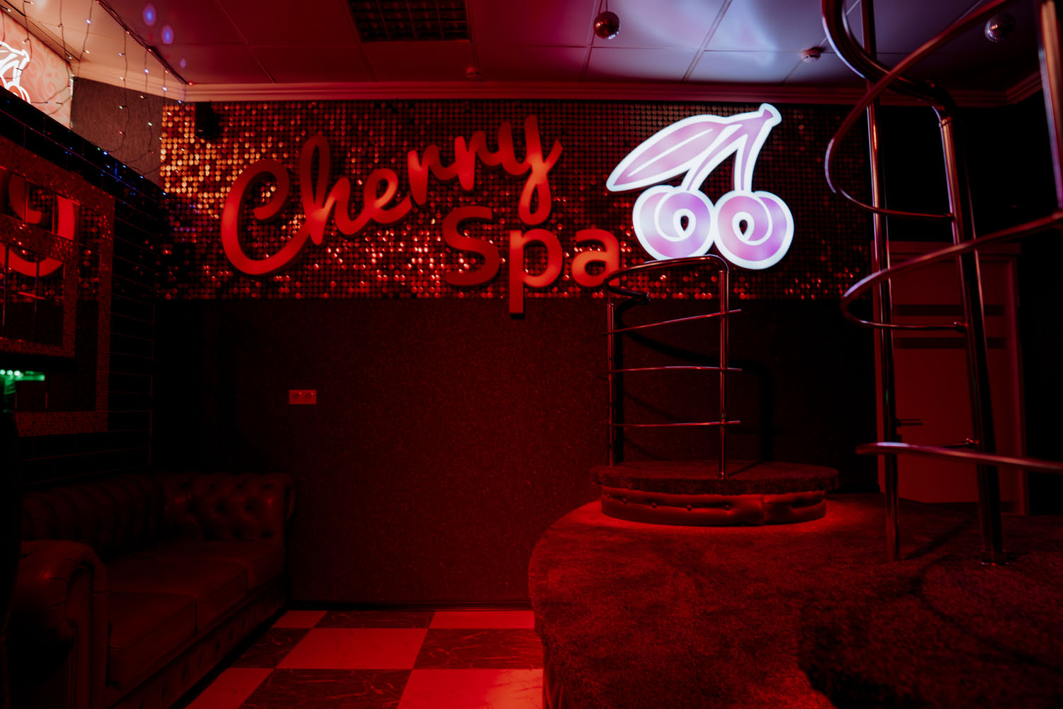 Үлкен мүшесі бар транни порно көру