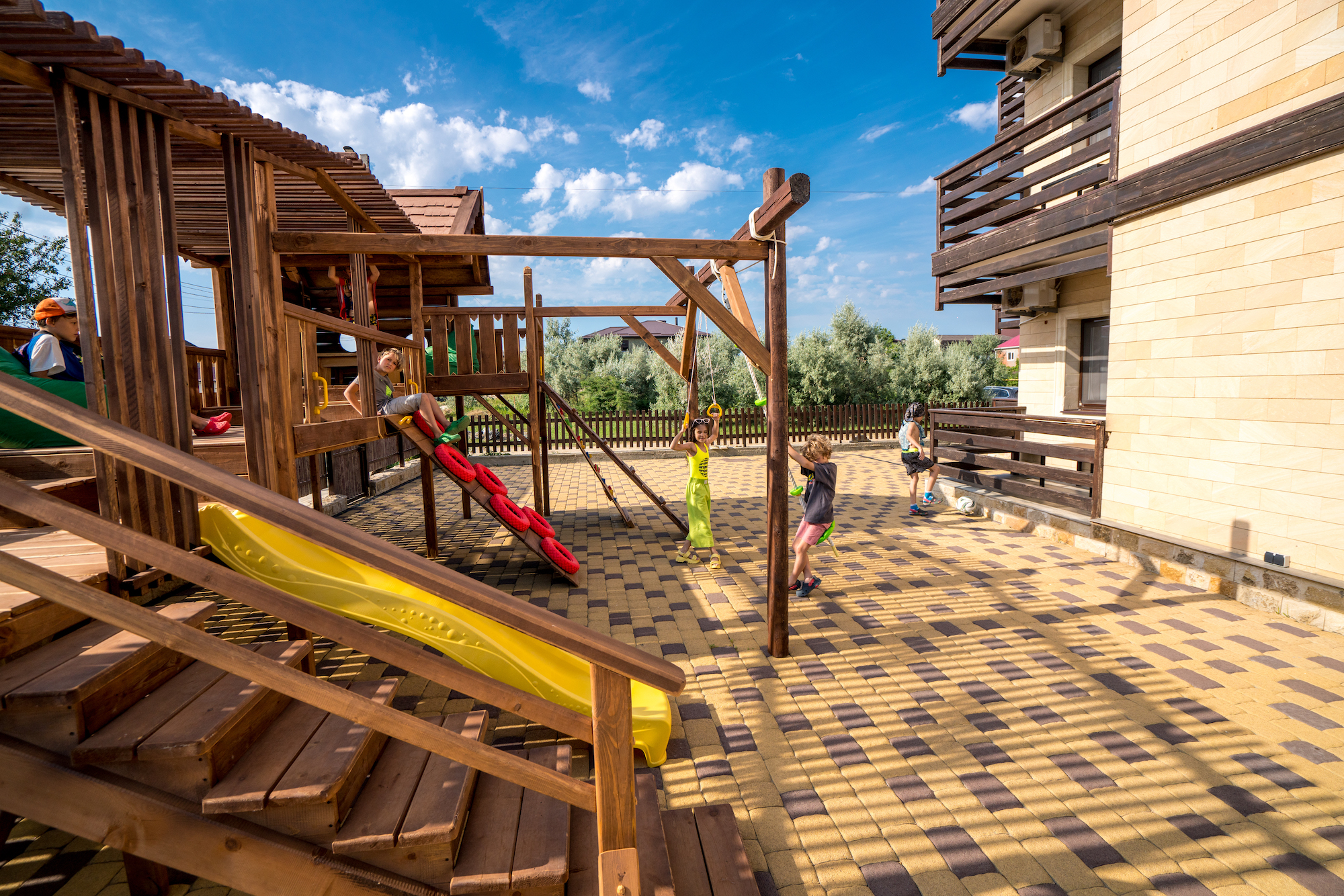 Фото отеля 1