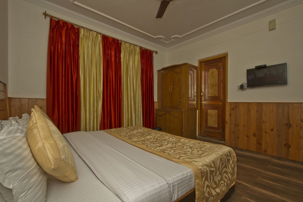 Фото Oyo 4605 Hotel Aakarsh