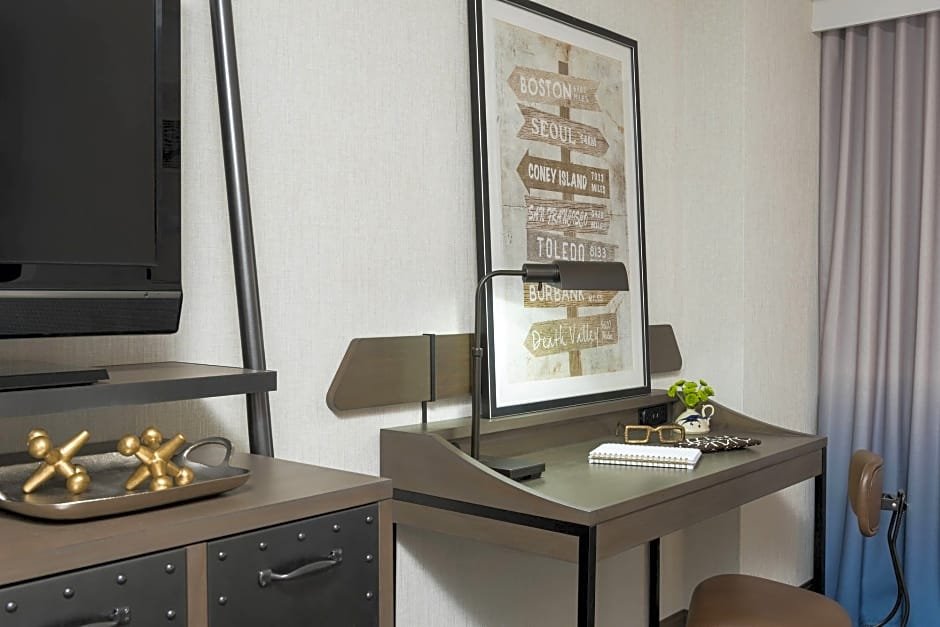 Фото Grand Plaza Hotel & Convention Center