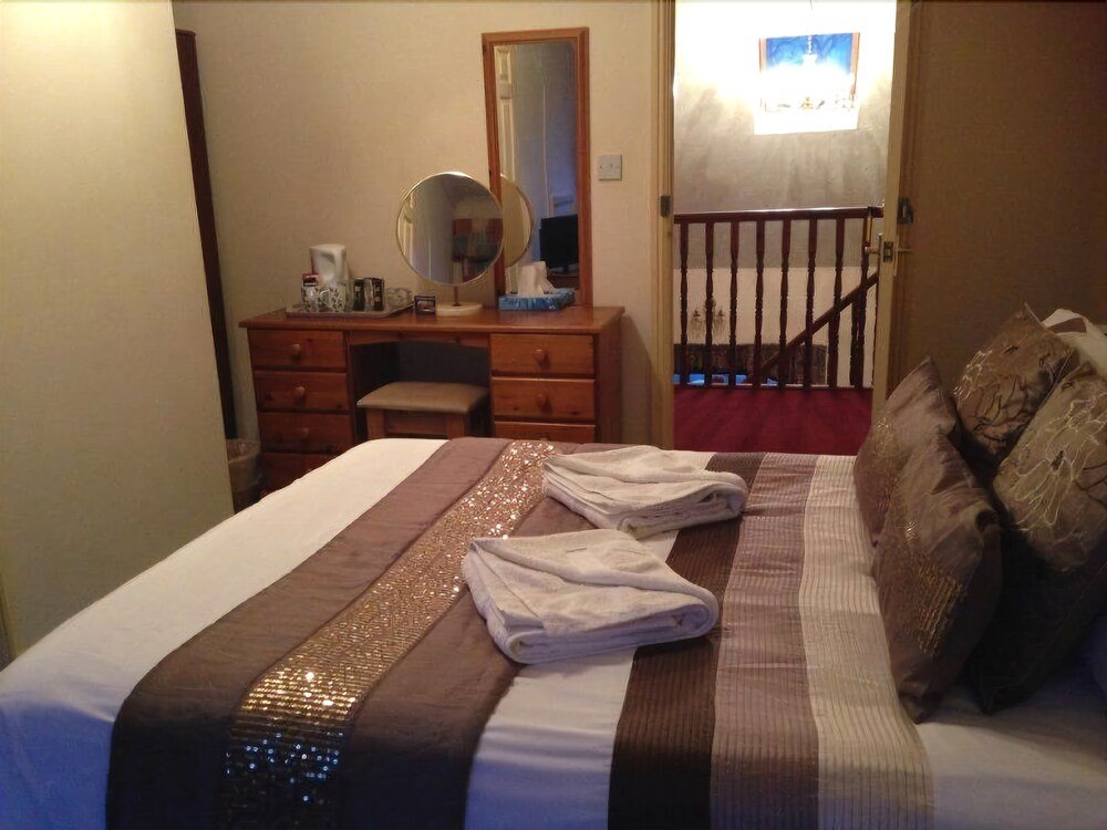 Фото Westgrange House Bed & Breakfast