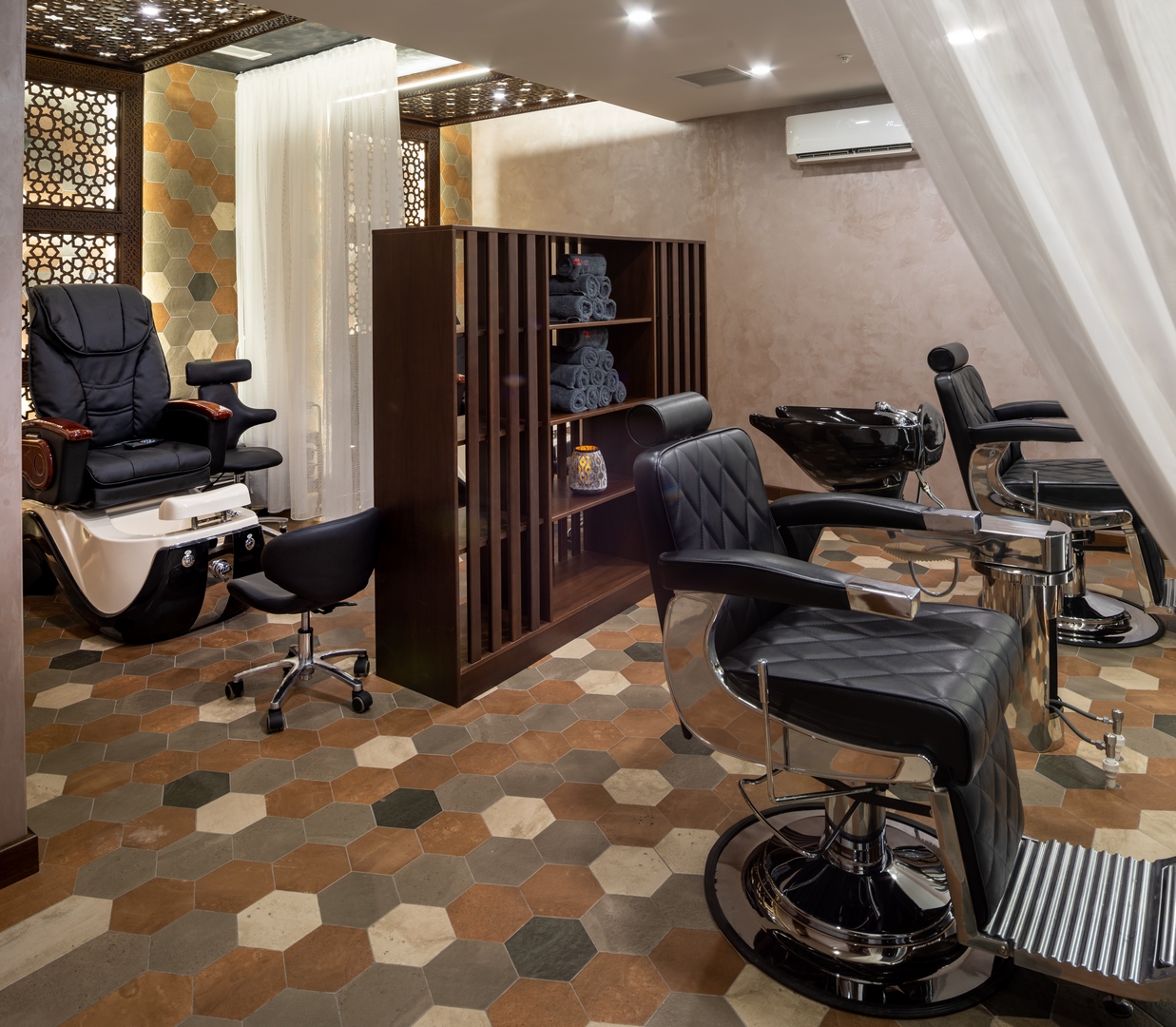 Фото Manor Hotel