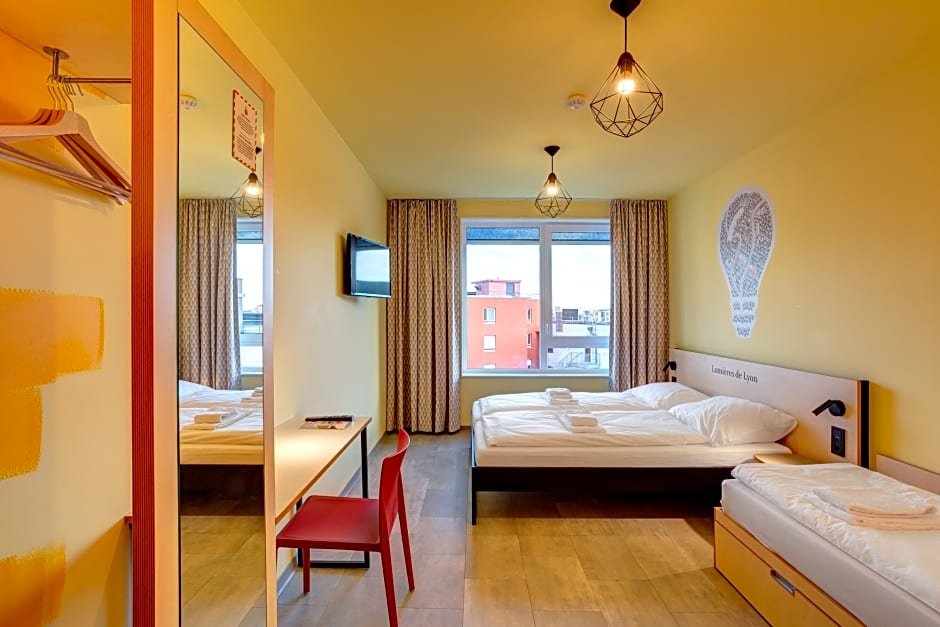 Фото Meininger Hotel Lyon Centre Berthelot