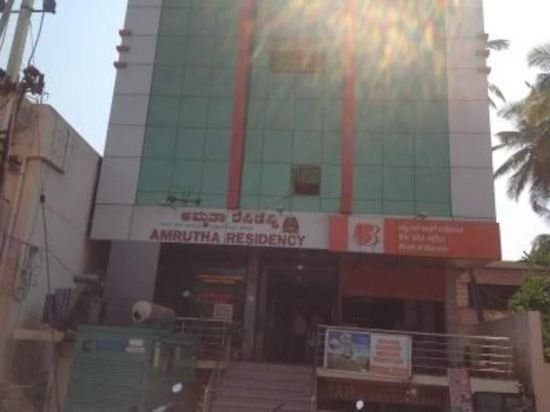 Фото Iroomz Amrutha Residency