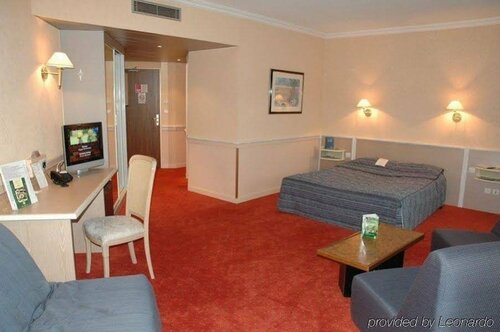 Гостиница Logis Lyon Est