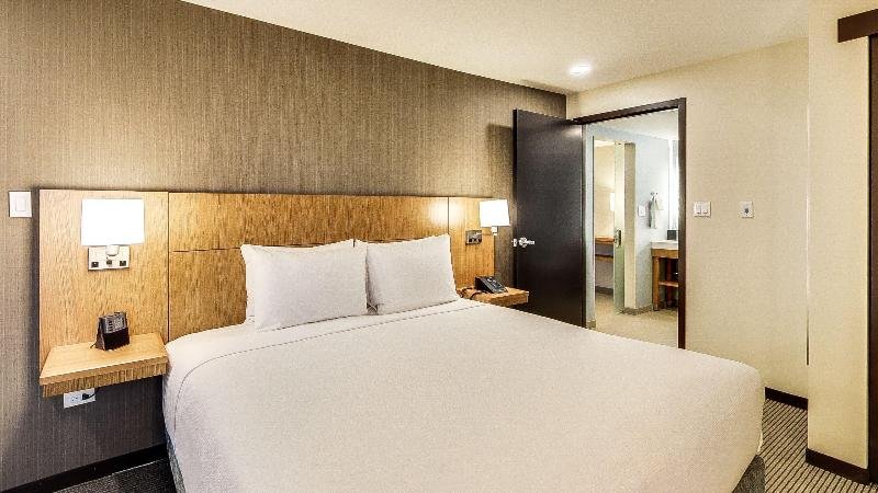 Фото Hyatt Place Edmonton West