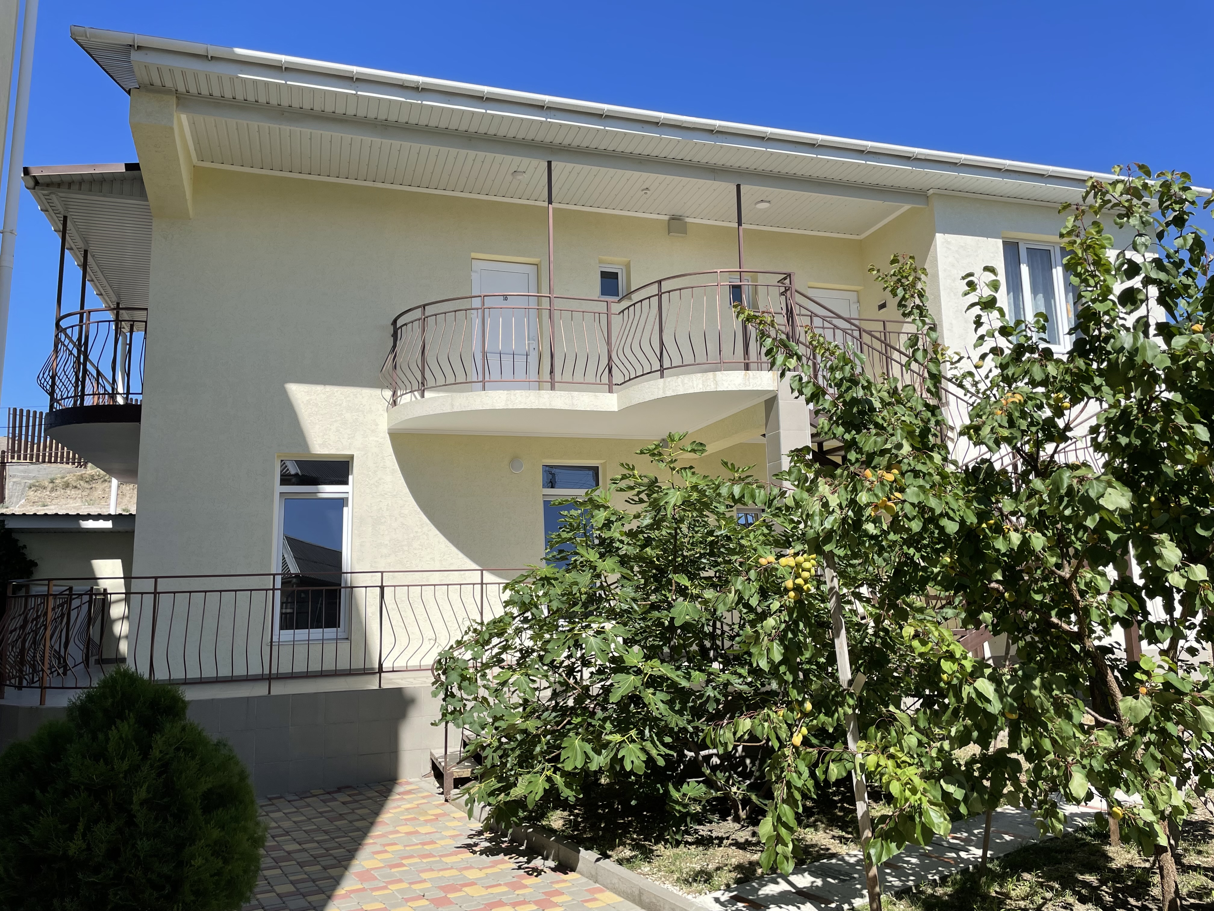 Фото Джанхаус