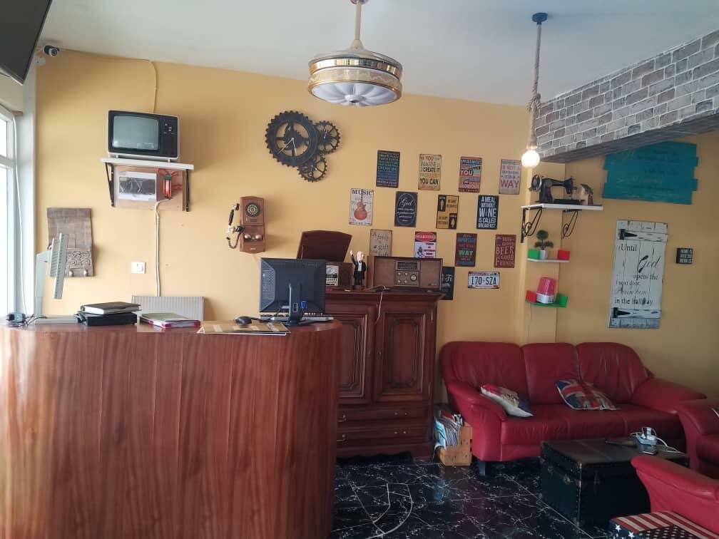 Barber shop Conis Shaves and Trims, Earth, photo