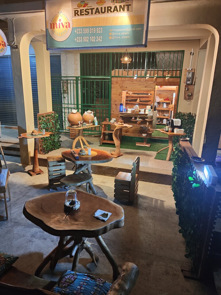 Bar, pub Miva Sisters Restaurant and Bar, Earth, photo