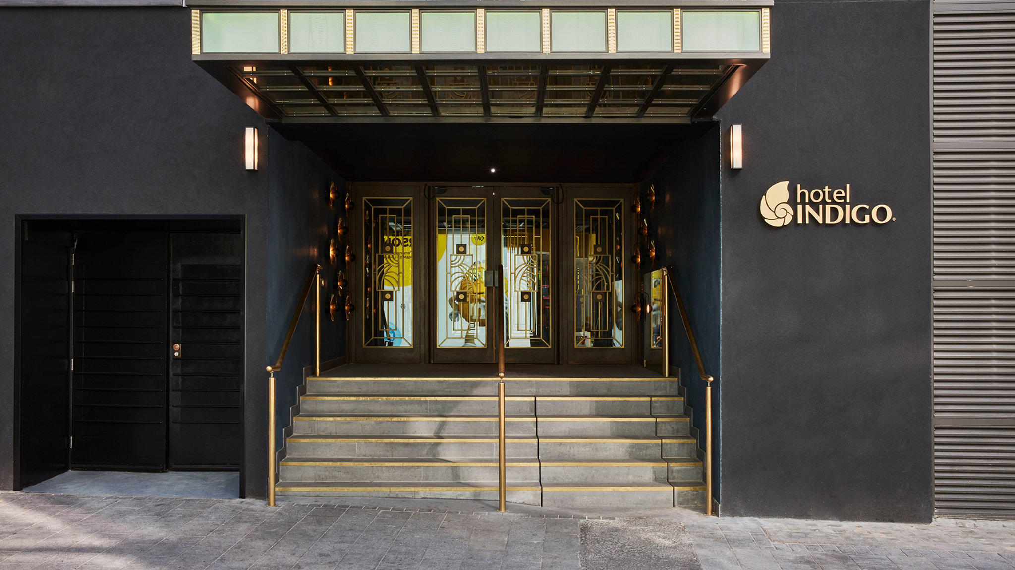 Фото Hotel Indigo London - 1 Leicester Square