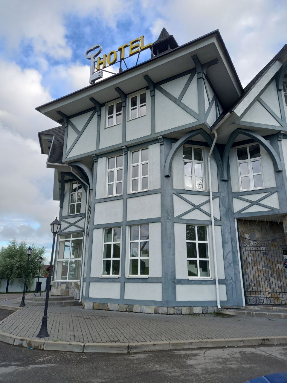 Фото отеля 1