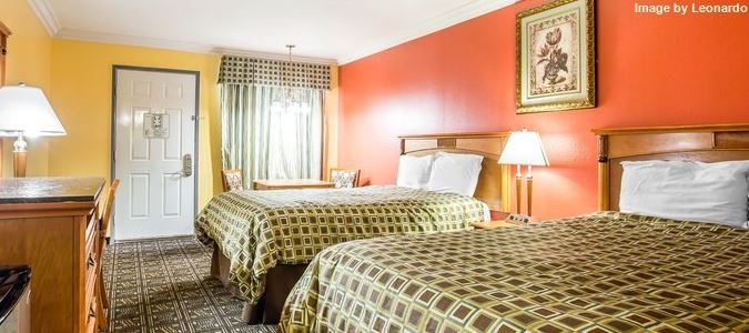 Фото Rodeway Inn Old Town Temecula