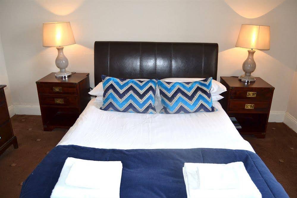 Фото Bayswell Park Hotel