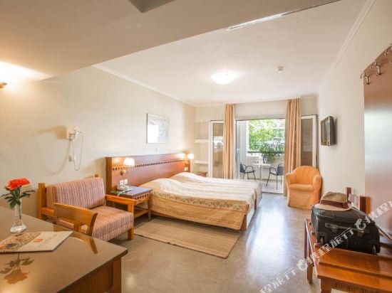 Фото John & George