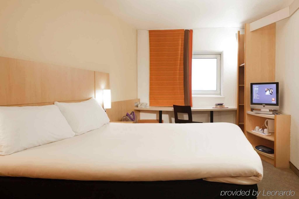 Фото Ibis budget Cardiff Centre