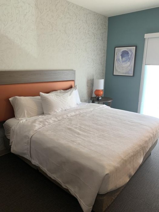 Фото Home2 Suites by Hilton Charlotte Uptown, Nc