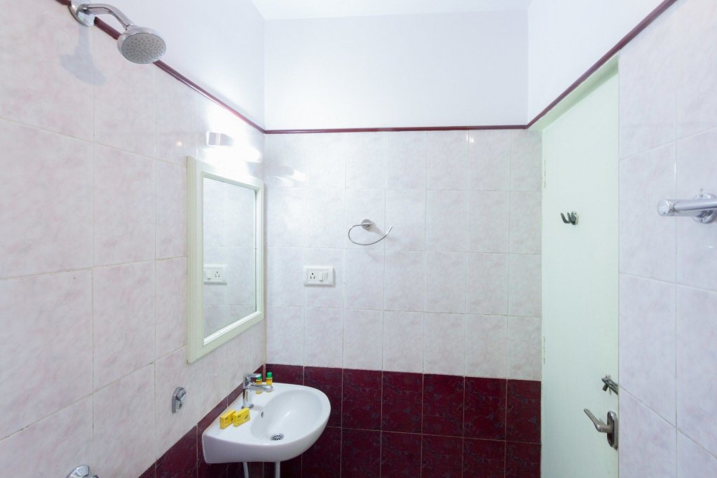 Фото FabHotel Metro Manor Central Station