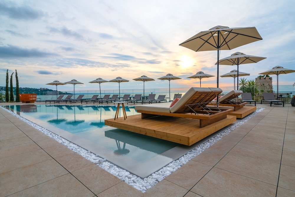 Фото Astor Garden 