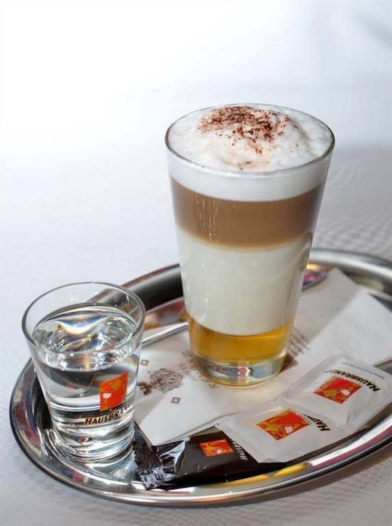 Фото Revesz Hotel