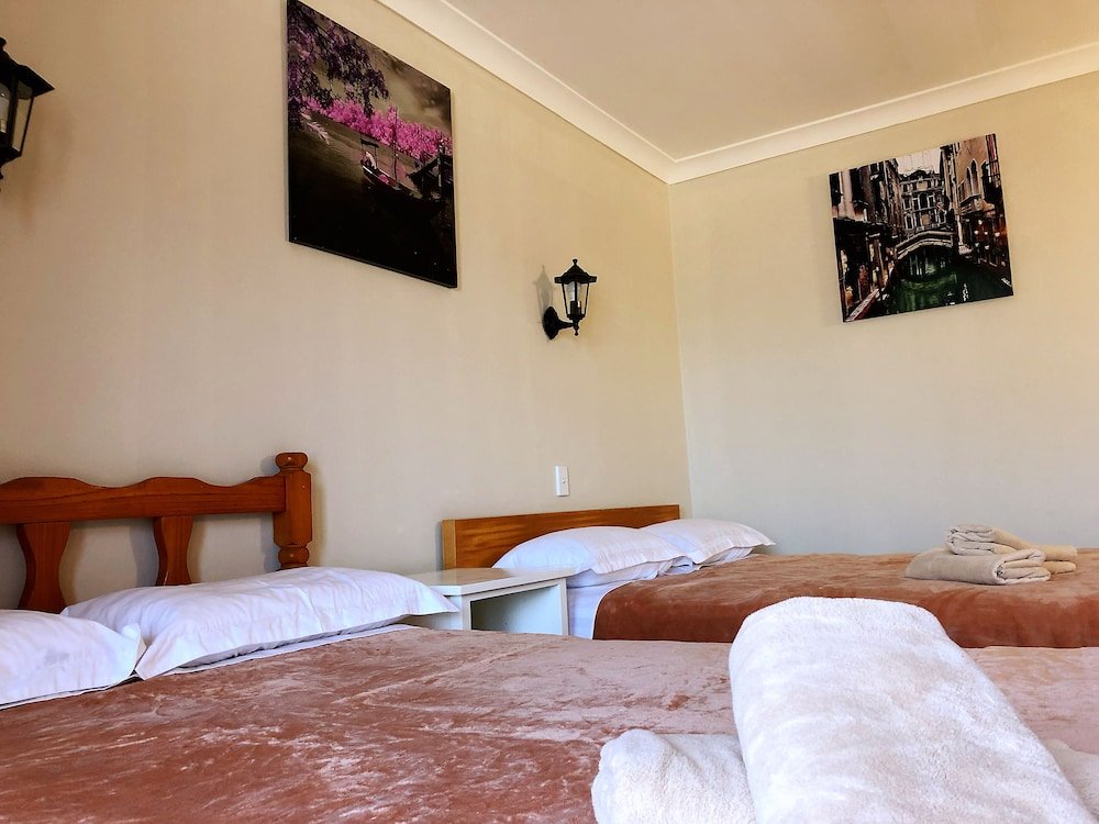 Фото Central Jetty Motel