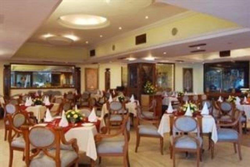 Фото Lords Plaza, Surat