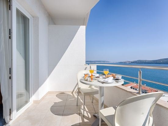 Фото Hotel Viktorija