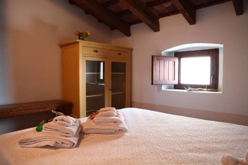 Фото Rustic Med Casa Castell