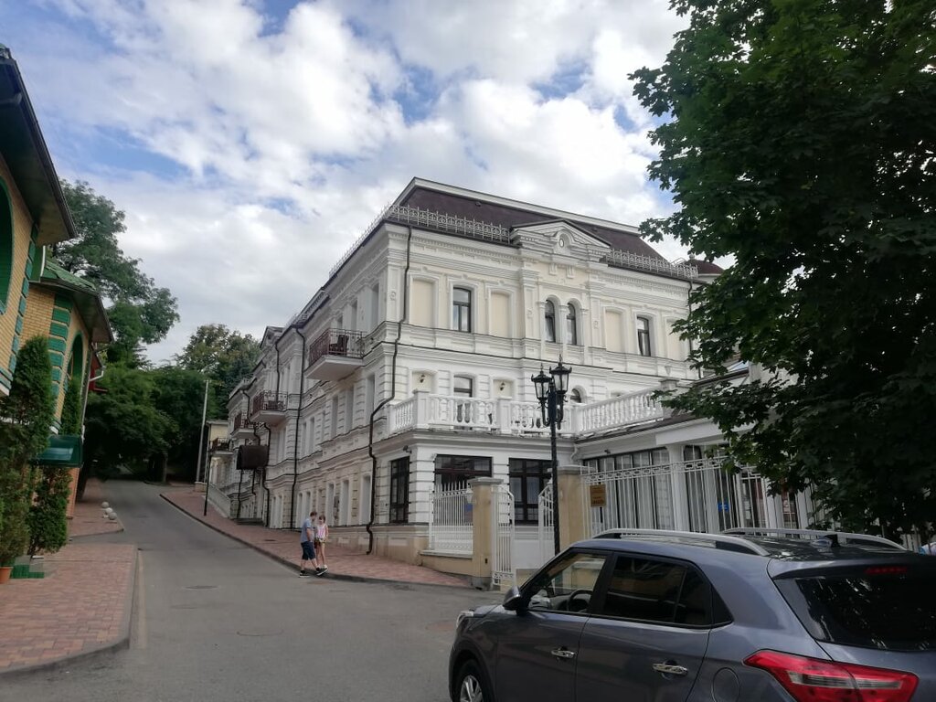 Memorial plaque, foundation stone Здесь в годы Великой Отечественной войны находился эвакогоспиталь № 4027, Kislovodsk, photo