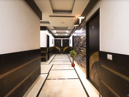 Фото Hotel Riya Palace