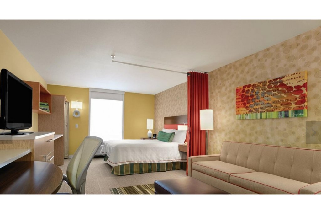 Фото Home2 Suites by Hilton Edmonton South