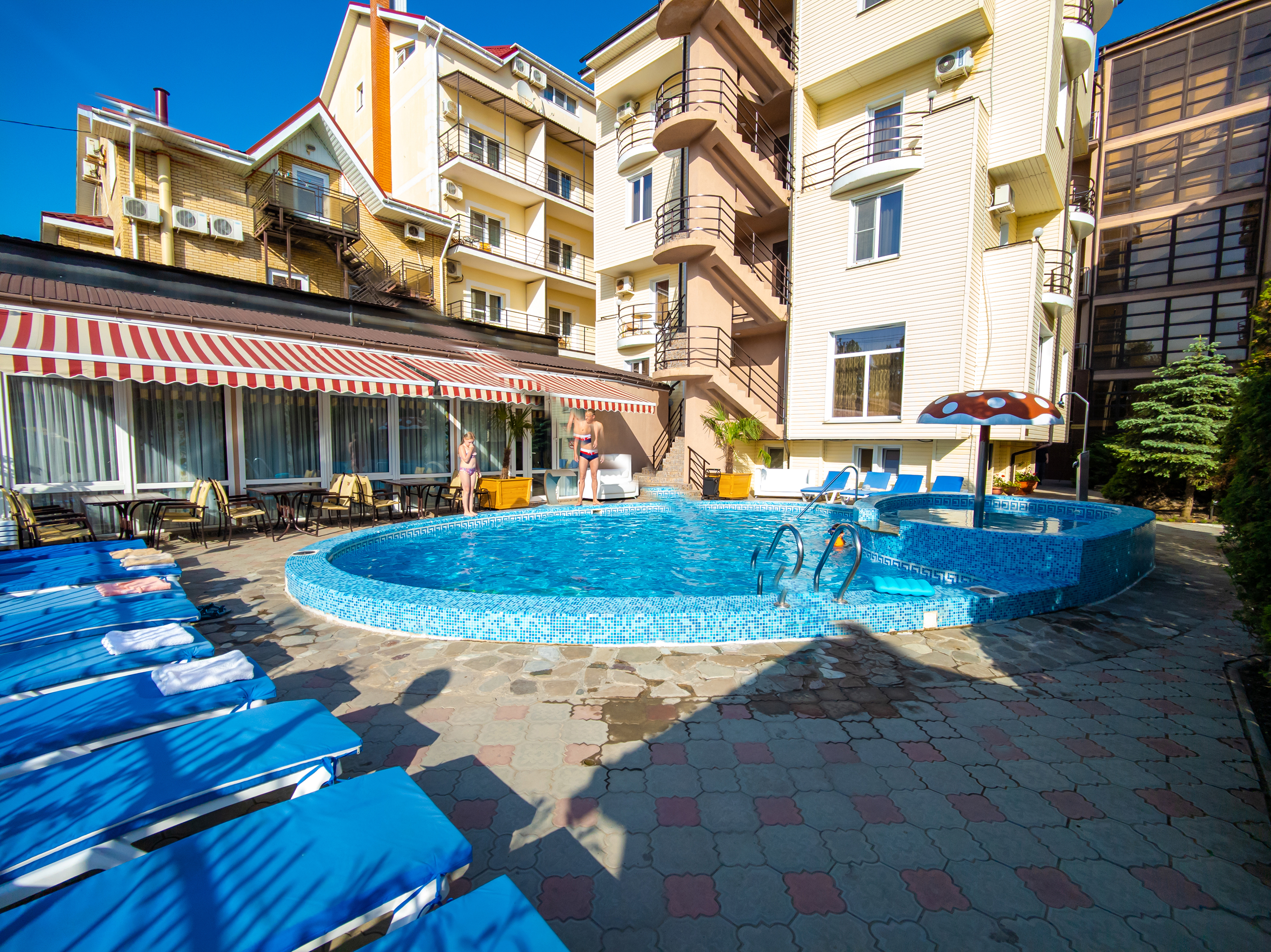 Фото отеля 4