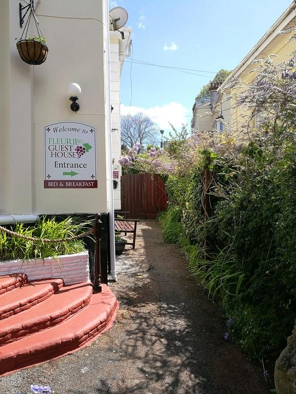 Фото Fleurie House