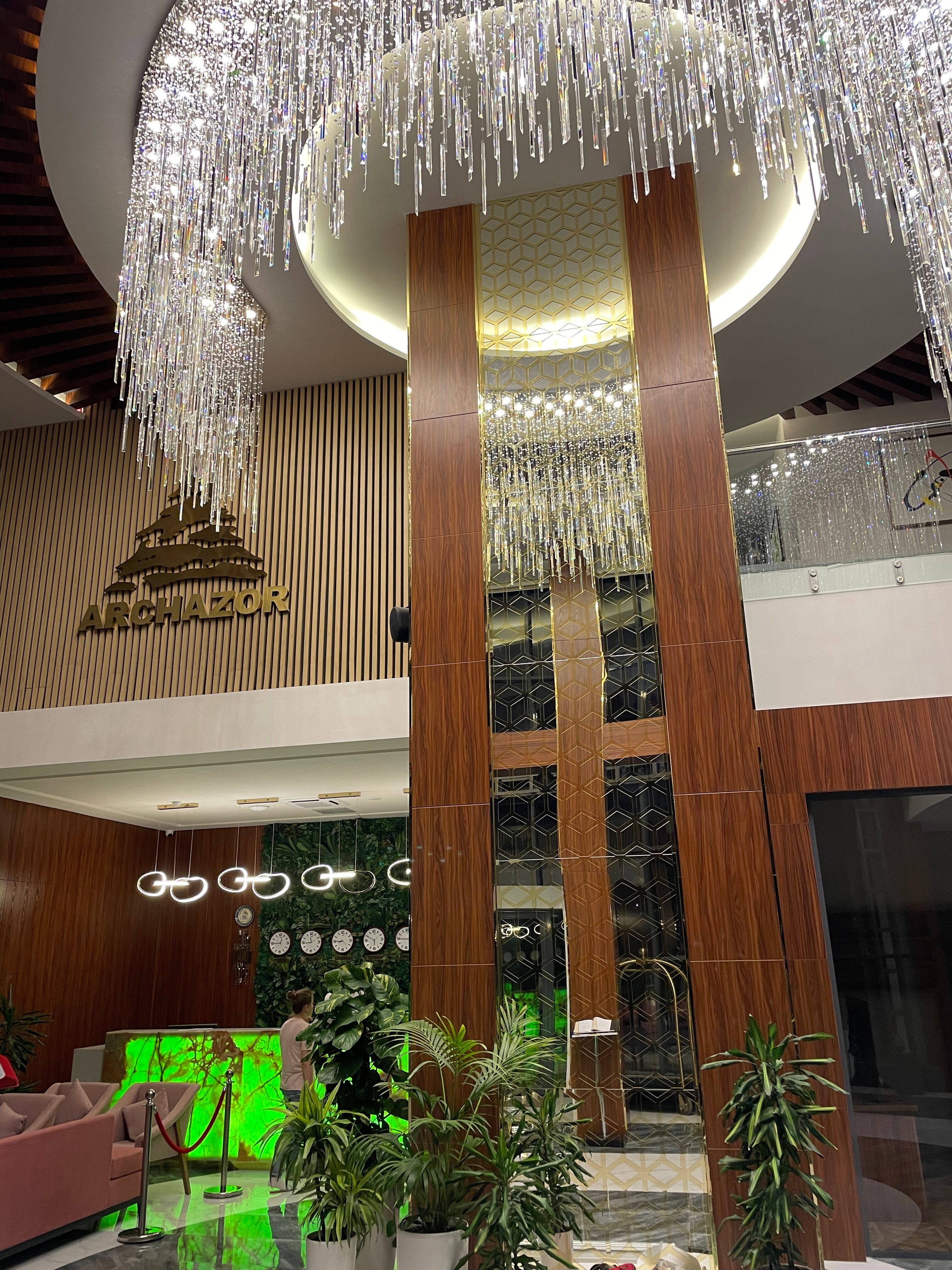 Фото отеля 2