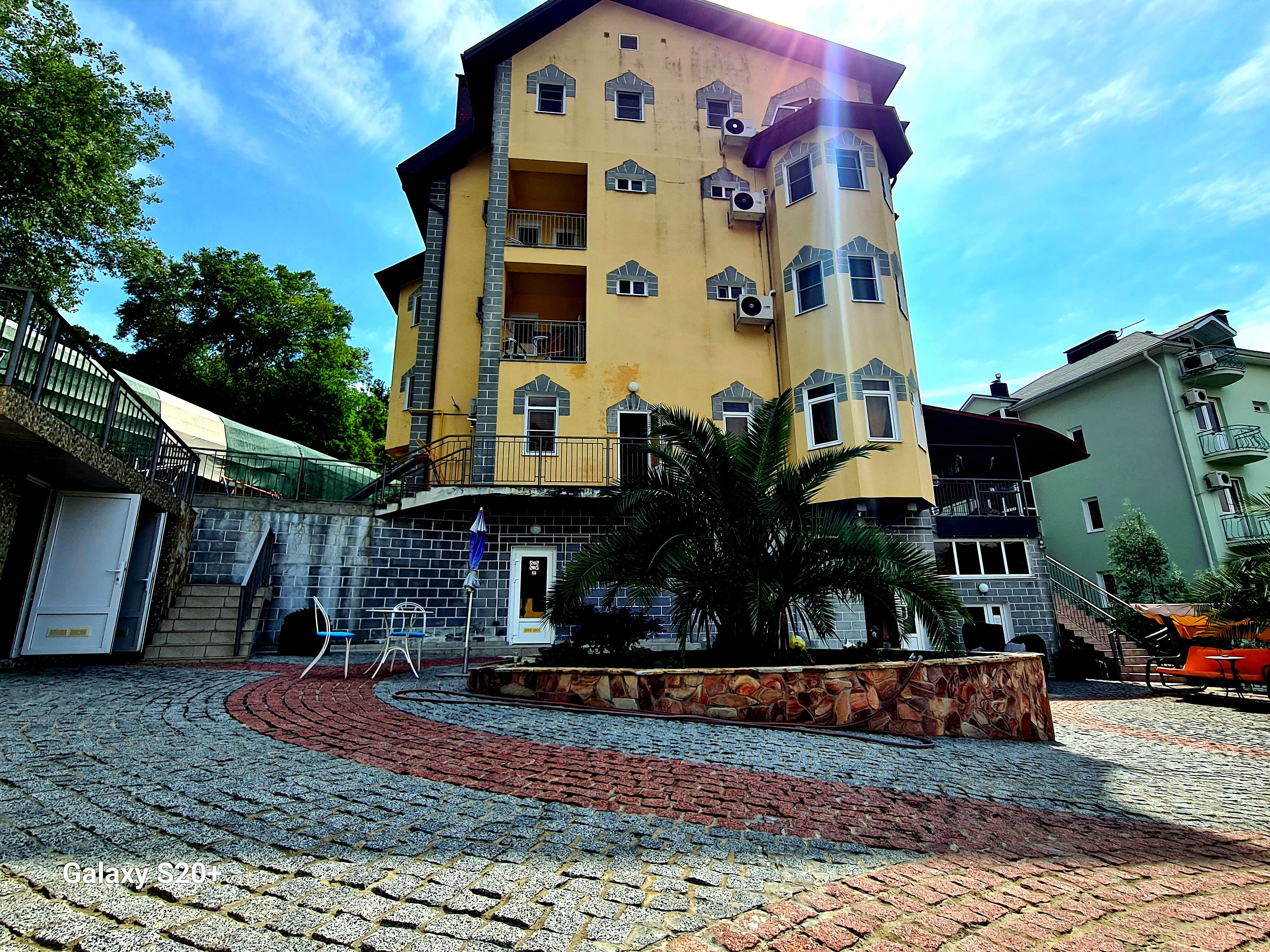 Фото Атлант