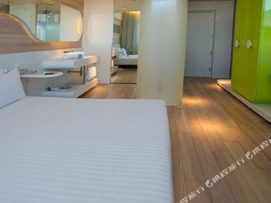 Фото Voco Milan - Fiere, an Ihg Hotel