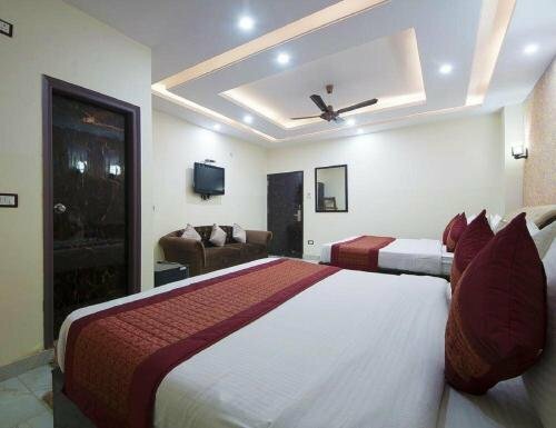 Гостиница Oyo 8462 Hotel Galaxy в Дели