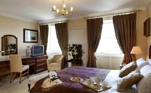 Гостиница Beresford Hotel в Дублине