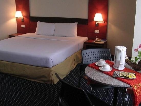 Фото Hadyai Golden Crown Hotel