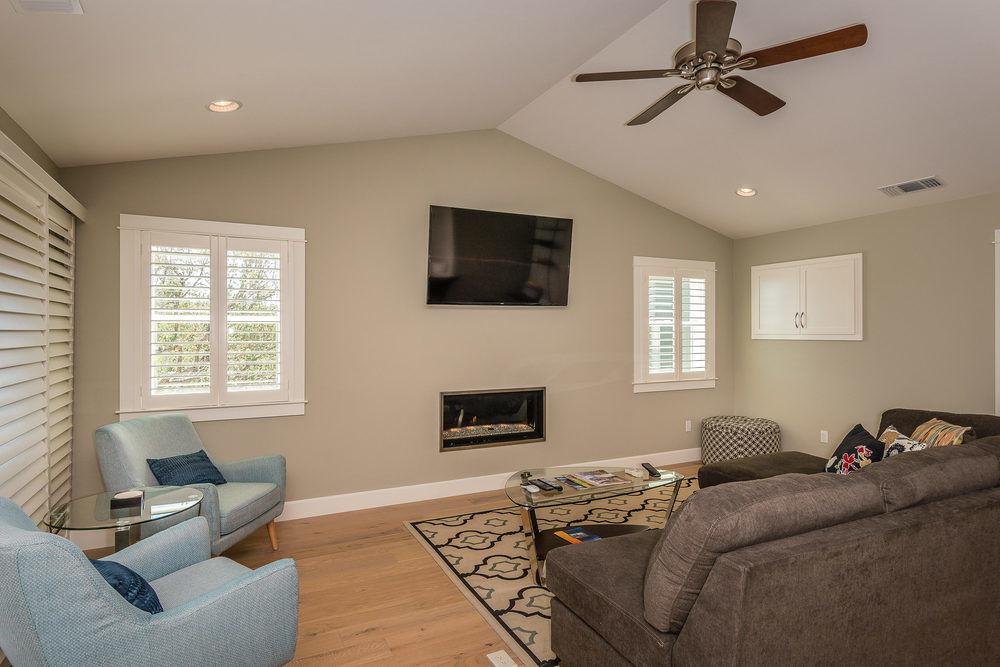 Фото Greenwood 4 Br home by RedAwning