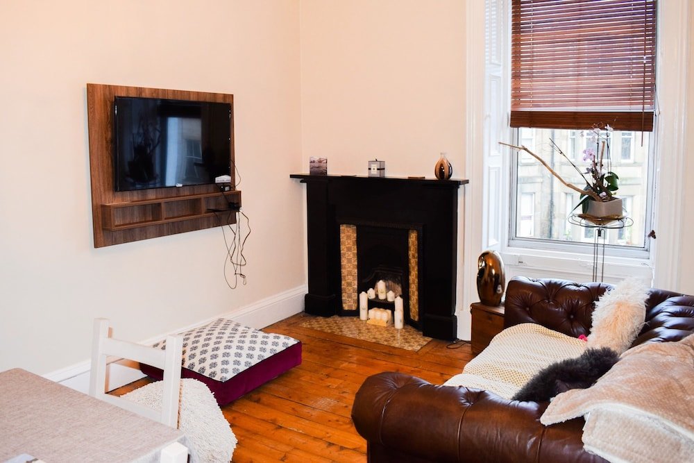 Фото Comfortable 1 Bedroom Flat, Close To City Centre