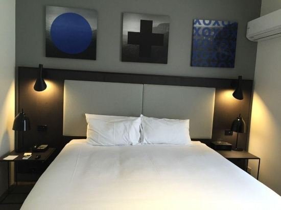 Фото CKS Sydney Airport Hotel