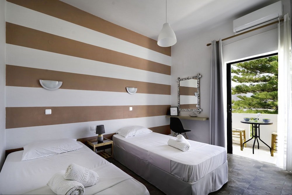 Фото Kostas Maria Studios