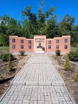 Герою Советского Союза А.М. Кустову (selo Semyonovka, Tsentralnaya ulitsa, 27), memorial plaque, foundation stone