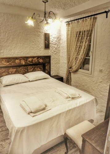Stay House