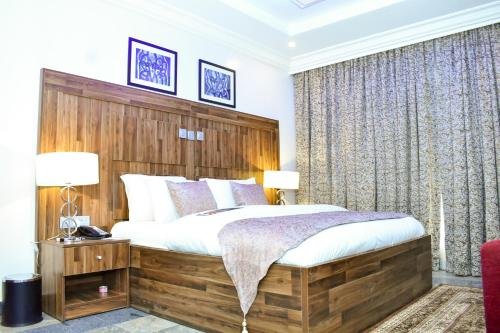 Фото Qualibest Grand Hotels